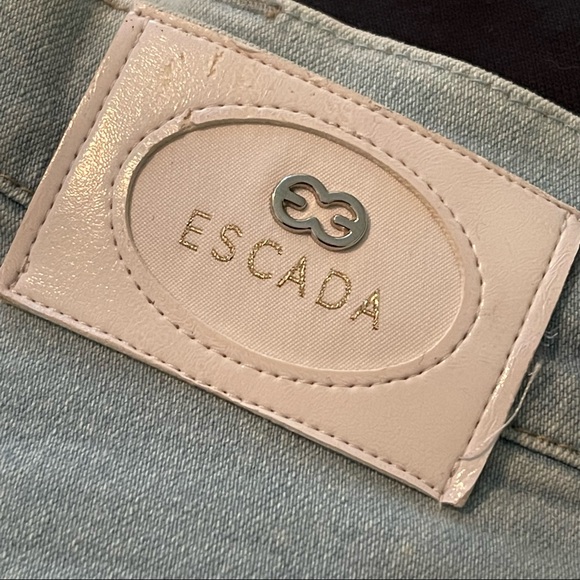 Vintage ESCADA Light Wash Blue Jeans. High-Rise Mom Jeans. Size 40/US 10/Medium - Picture 15 of 15